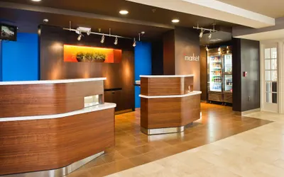 Photo 2 - Sonesta Select Tinton Falls Eatontown