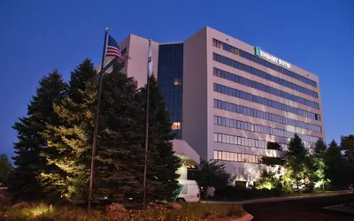 Photo 2 - Embassy Suites Hotel Denver Tech Center