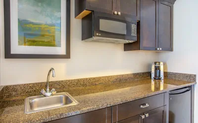 Photo 4 - Holiday Inn & Suites Parsippany Fairfield by IHG