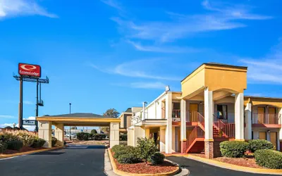 Photo 2 - Econo Lodge Conyers