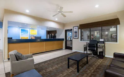 Photo 3 - Days Inn by Wyndham Roswell