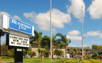 Photo 2 - Rodeway Inn Apopka South