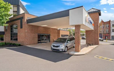 Comfort Suites Bethlehem Near Lehigh University and LVI Airport