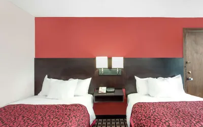 Photo 3 - Days Inn by Wyndham Cullman