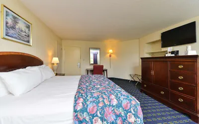 Photo 5 - Americas Best Value Inn & Suites South Boston