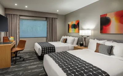 Photo 5 - Olivia Hotel