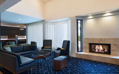 Photo 2 - Courtyard by Marriott Fort Worth University Drive