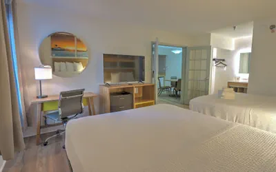 Photo 3 - Hotel Carolina
