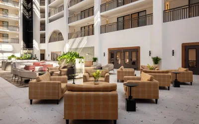 Photo 4 - Embassy Suites by Hilton Cincinnati Northeast Blue Ash
