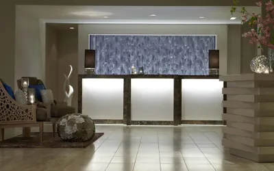 Photo 3 - Renaissance Asheville Downtown Hotel