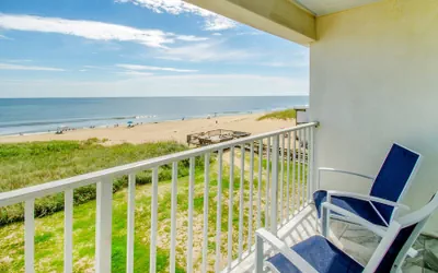 Photo 3 - John Yancey Oceanfront Inn