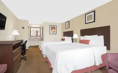 Photo 3 - Baymont by Wyndham Greenville