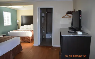 Photo 4 - Rockview Inn and Suites - Morro Bay CA