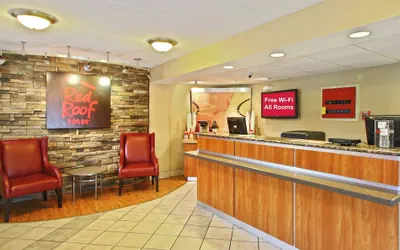 Photo 3 - Red Roof Inn Greensboro Coliseum