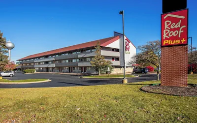 Red Roof Inn PLUS+ Chicago - Hoffman Estates