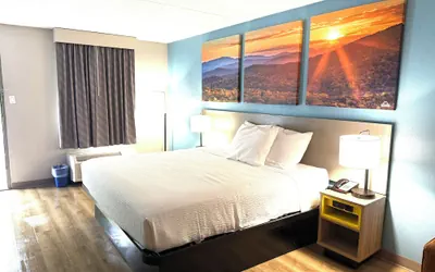 Photo 5 - Days Inn by Wyndham Harriman
