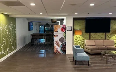Photo 5 - Sleep Inn & Suites Memphis Southeast