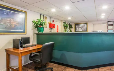 Photo 5 - Econo Lodge Inn & Suites Columbus near Fort Benning