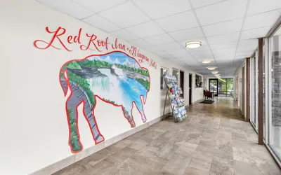 Photo 4 - Red Roof Inn Niagara Falls