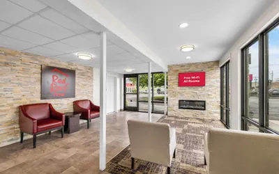 Photo 3 - Red Roof Inn Niagara Falls