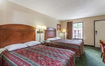 Photo 4 - Days Inn by Wyndham Camp Springs/Andrews AFB DC Area