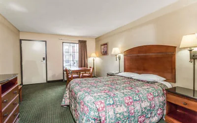 Photo 5 - Days Inn by Wyndham Camp Springs/Andrews AFB DC Area