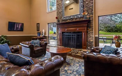 Photo 4 - Best Western Shelbyville Lodge