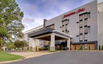 Photo 2 - Hampton Inn Birmingham-Colonnade 280
