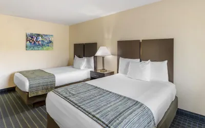 Photo 5 - Best Western Parkside Inn