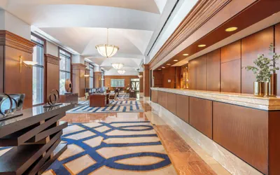 Photo 3 - Omni Chicago Hotel