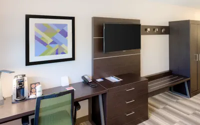 Photo 4 - Holiday Inn Express Newberg - Wine Country by IHG