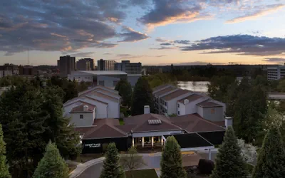 Photo 2 - Courtyard by Marriott Spokane Downtown at the Convention Ctr