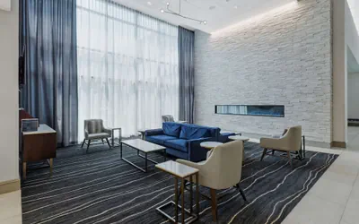 Photo 4 - DoubleTree by Hilton Hotel Charlottesville