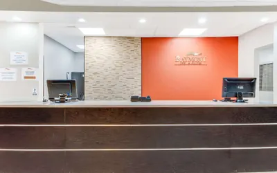 Photo 3 - Baymont by Wyndham Midland Airport