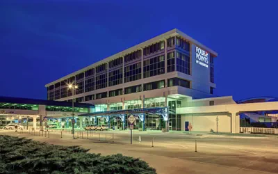 Photo 2 - Four Points by Sheraton Huntsville Airport
