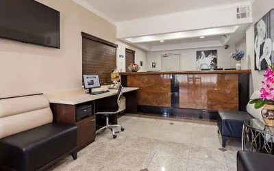 Photo 3 - Best Western Hollywood Plaza Hotel - Walk of Fame Film City LA