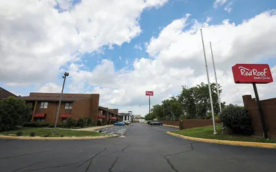 Red Roof Inn & Suites Lexington - Hamburg