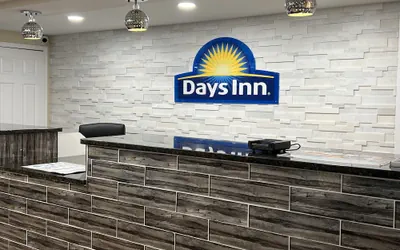 Photo 5 - Days Inn by Wyndham Sharonville