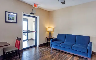 Photo 5 - Comfort Inn Rockford near Casino District