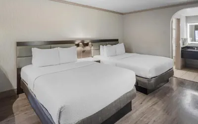 Photo 5 - Best Western Plus Executive Suites