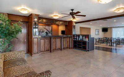 Photo 3 - Best Western Orchard Inn