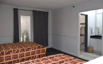 Photo 3 - Garden Cove Hotel Suites