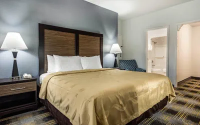 Photo 5 - Quality Inn near Six Flags