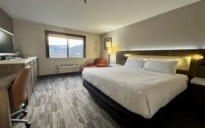 Photo 5 - Modesto Hotel