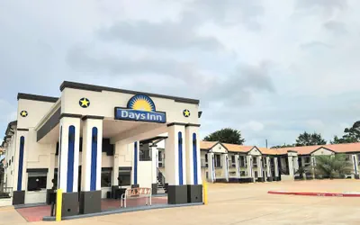 Days Inn by Wyndham Orange
