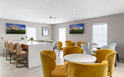 Photo 4 - Baymont by Wyndham Beaumont