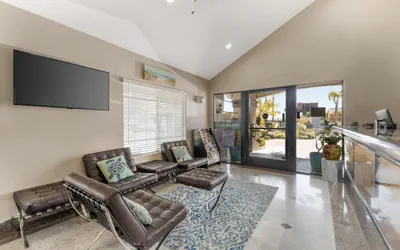 Photo 4 - Best Western Redondo Beach Galleria Hotel - Beach City LA