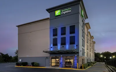 Holiday Inn Express Washington DC - BW Parkway by IHG
