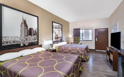 Photo 4 - Super 8 by Wyndham Columbia