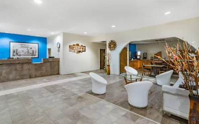 Photo 3 - Super 8 by Wyndham Columbia